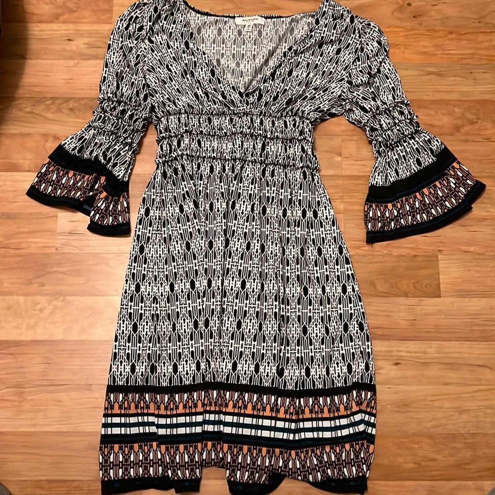 Max Studio Petite small geometric design minidress